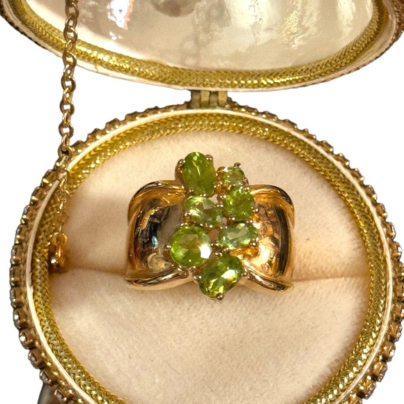 OMG  sterling silver 925 gold plated peridot stone cluster cocktail ring - Picture 4 of 5